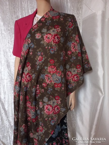 Cath Kidston rózsás sál