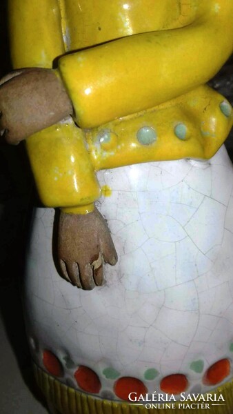 XTRÉM RITKA  GYŰJTEMÉNYI ROSZIK VILMA RETRÓ KERÁMIA FIGURA - JAVÍTOTT, JELZETT