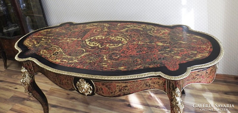 Boulle Stílusú Íróasztal cca. 1850-es évek, Tűzaranyozott bronz díszítésekkel, intarziás berakással!