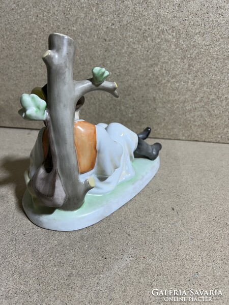 Régi Zsolnay furulyázó juhász porcelán figura. 3196