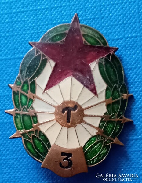 Magyar Néphadsereg híradó , távírász osztályos jelvény.