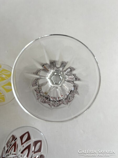 Régi, vintage francia VMC Reims boros, likőrös, színes kristály pohár készlet