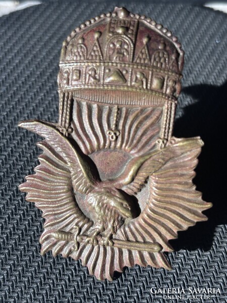 Magyar Nemzeti Hadsereg sapkajelvény 1920, sapkarózsa. Csapattiszti jelvény.