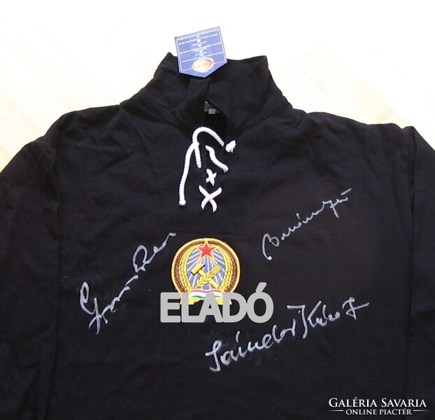 Aranycsapat dedikált 1954 VB Grosics Gyula replica meze Grosics,Buzánszky, Sándor Károly aláírásáv