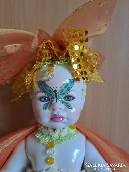 40 cm Fehèr , teljes test porcelànbaba,