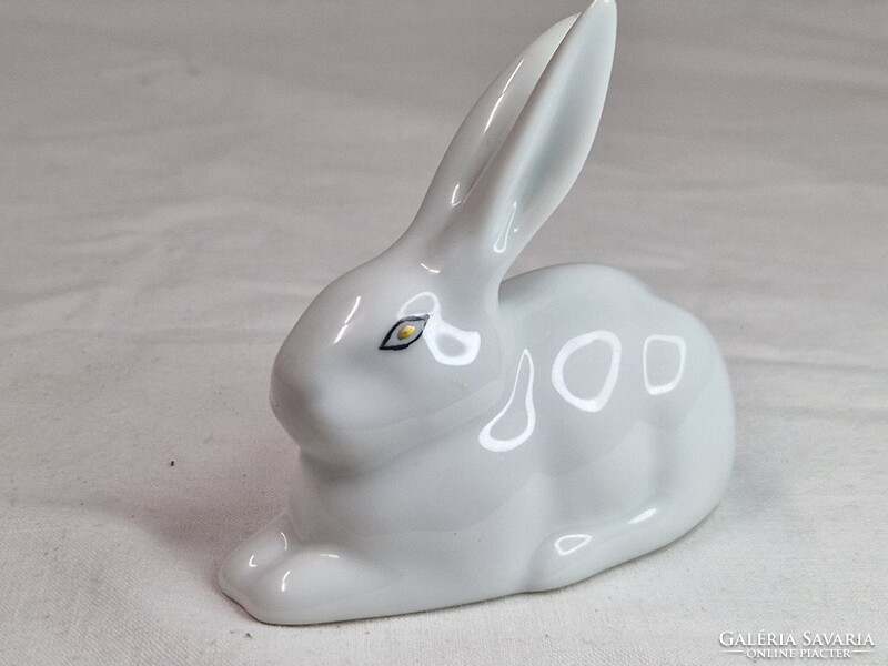 Hollóházi porcelán arany színű szemű nyúl figura hibátlan állapotban 8 cm. magas
