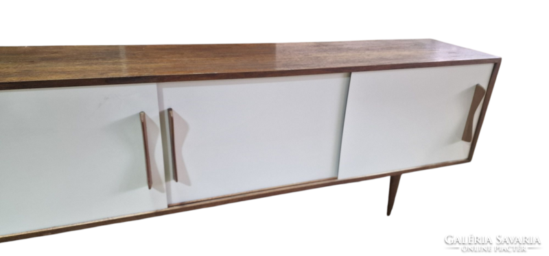 Mid Century tv szekrény.