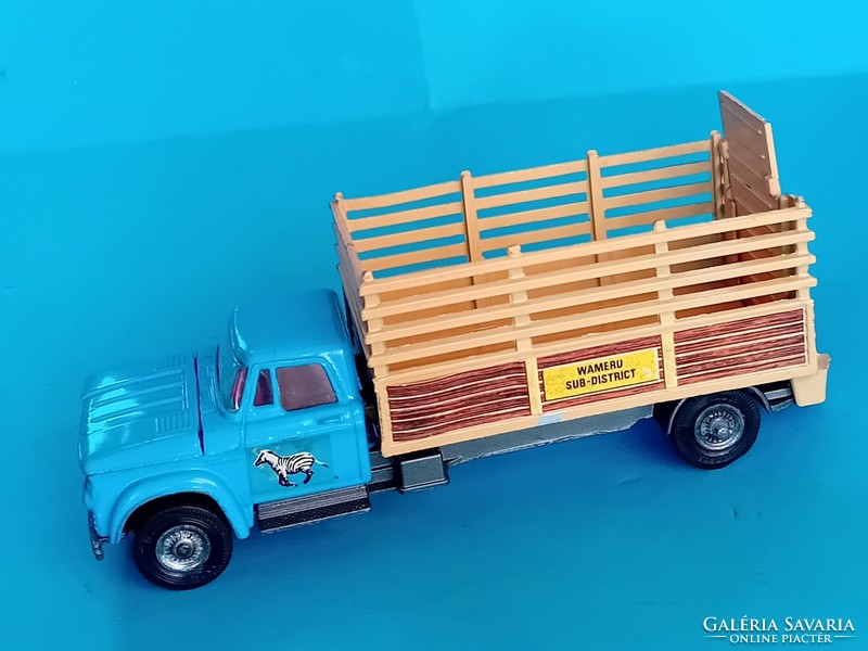 Corgi Toys modellautó , állatszálltó  14,5 cm hosszú