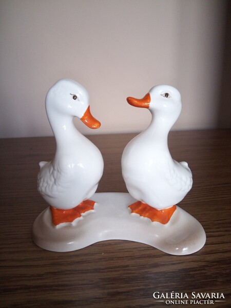 Porcelán kacsa pár, kacsák. 12,4 cm. Hibátlan. Jelzett