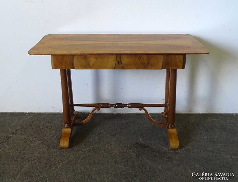 1U252 Antik Biedermeier cseresznyefa furnéros fiókos íróasztal 65 x 125 cm
