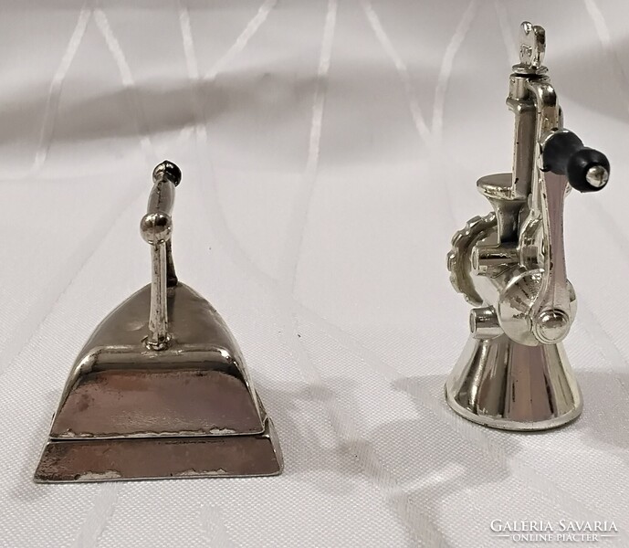 MINIATŰR  DÍSZTÁRGYAK- VASALÓ, HÚSDARÁLÓ