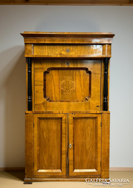 Intarziás biedermeier íróasztal szekreter írószekrény