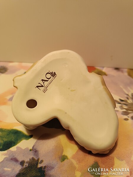 Lladro NAO pihenő kiskacsák - mesés porcelán