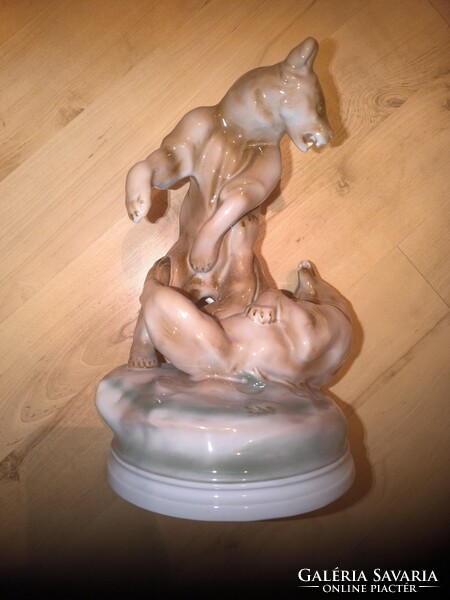 Zsolnay porcelàn, medvèk
