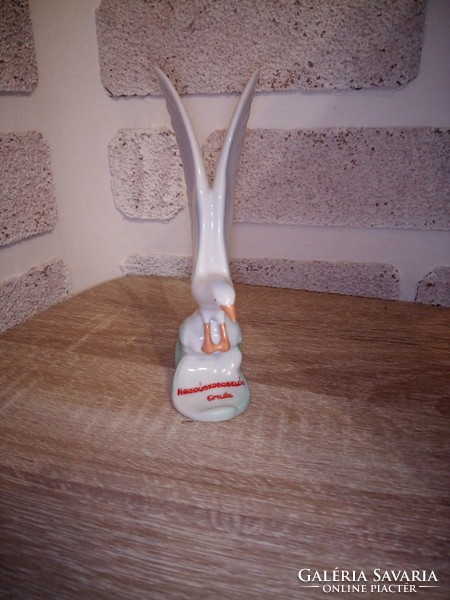 Hollóházi porcelán sirály. Hibátlan. Jelzett.