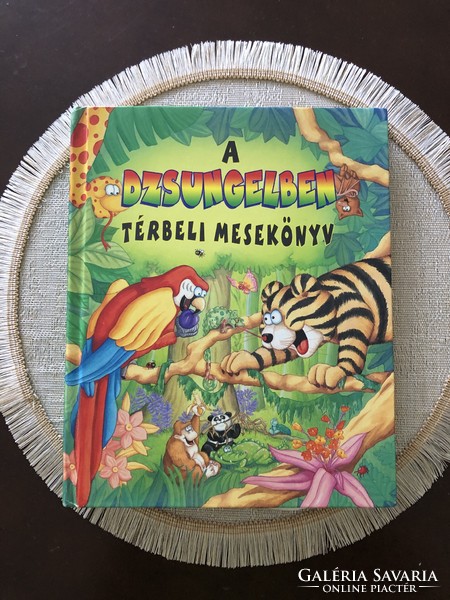 A DZSUNGELBEN térbeli mesekönyv