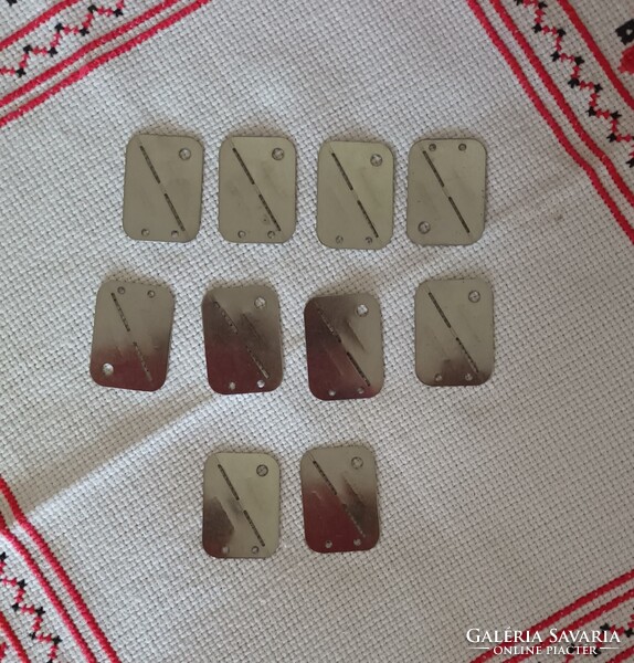 Katonai "dögcédulák"