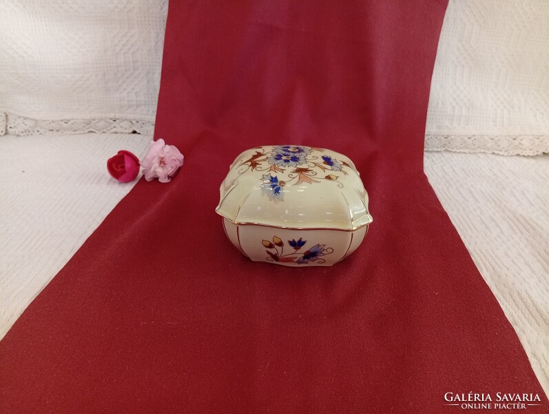 Zsolnay Exclusive kézi festésű hibátlan Porcelán ékszertartó/bonbonier