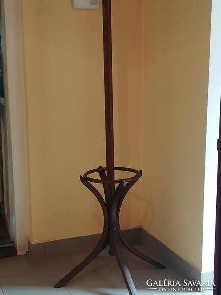 Régi magyar Thonet-Mundus fogas, állófogas