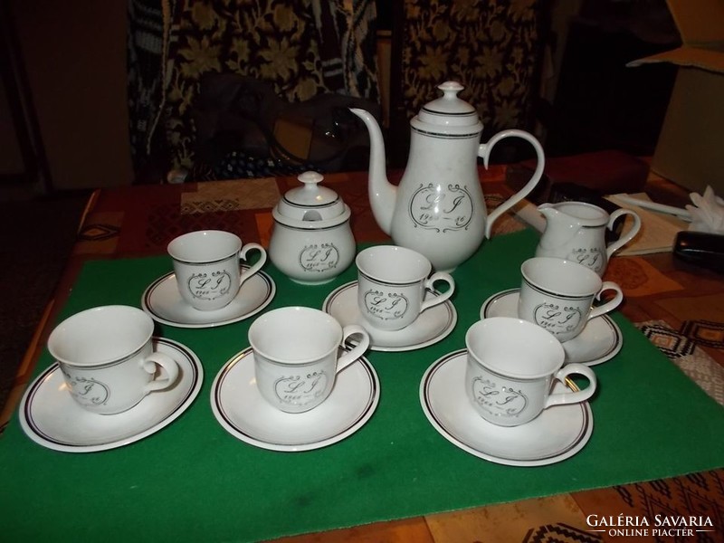 Alföldi porcelángyár jelzésű. Hódmezővásárhely. Kávés készlet