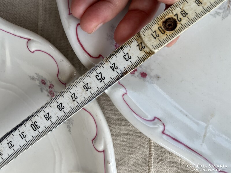 Zsolnay porcelán kerek és ovális tál rózsaszín virág mintás