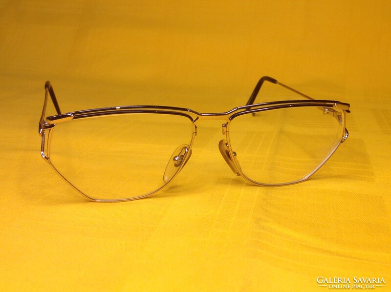 VIENNA FRAME AUSTIA  NŐI OPTIKAI SZEMÜVEG - VINTAGE 80-as évek - 1588 90 59 - 15 135