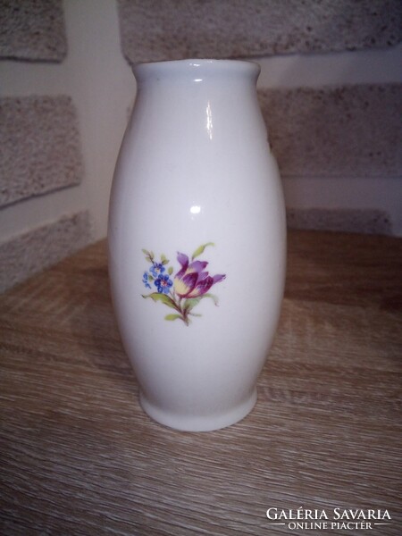 Hollóházi virág mintás porcelán váza 11 cm. Jelzett