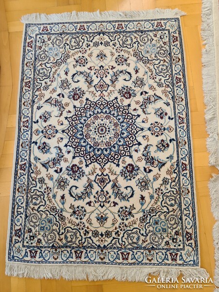 Eladó eredeti kézi csomózású Nain perzsa szőnyeg – 137 x 90 cm