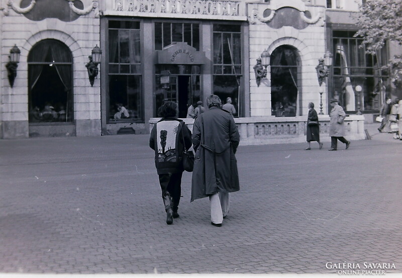 Régi fotónegatívok Budapest utcaképel Belváros Budavári Sikló Ruszvurm Gerbaud 1980-as évek közepe