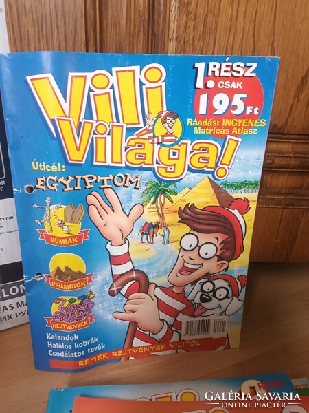 12 db régi retro rendkívül ritka Vili Világa magazin 2000-es év
