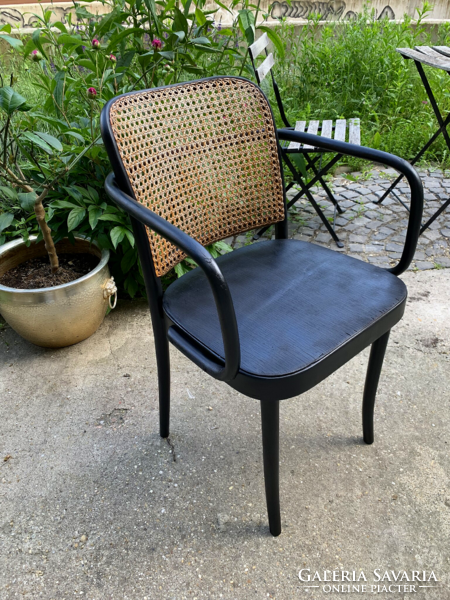 Josef Hoffmann A811 Thonet rattan karfás szék