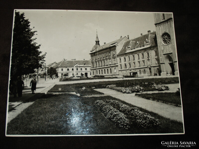 Keszthely Máté F. fotó utcakép zselatinos ezüst nagyítás