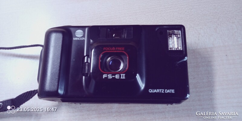 Minolta FS-E II (Quartz Date) – automata 35mm filmes fényképezőgép