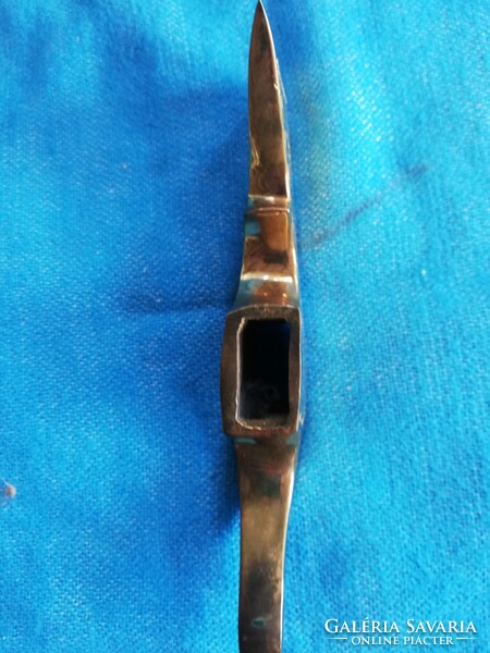 RÉZ FOKOSFEJ JELZETT SZOBOSZLAI