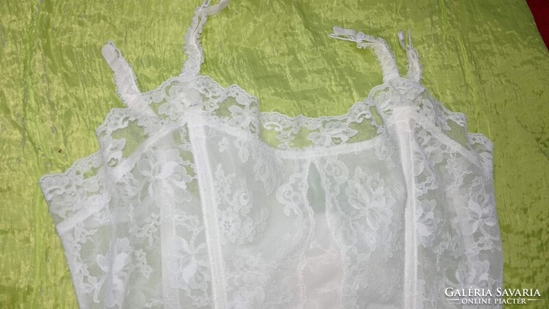 Vintage 85 D harisnyatartós hófehér csipke fehérnemű