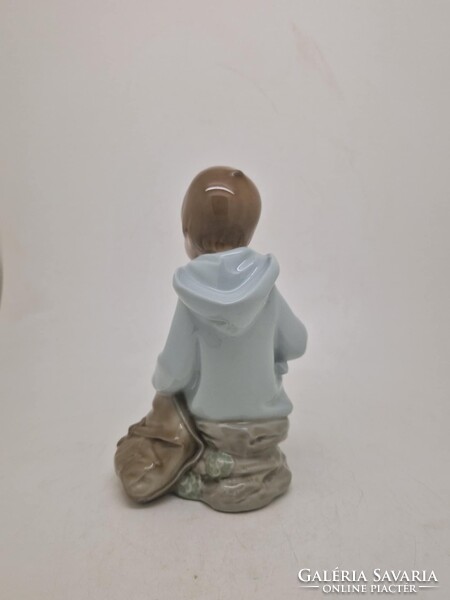 Lladro Nao kisfiú nyuszival 16.5cm