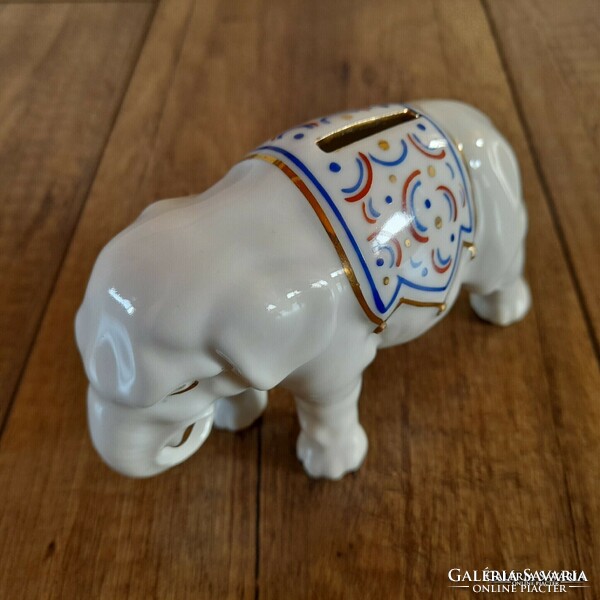 Antik Zsolnay porcelán elefánt persely