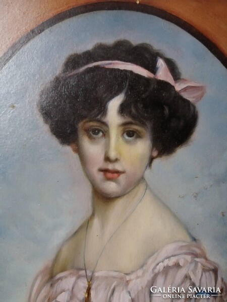 GYÖNYÖRŰ HÖLGYPORTRÉ - KERETEZETT ALKOTÁS FELOLDATLAN JELZÉSSEL