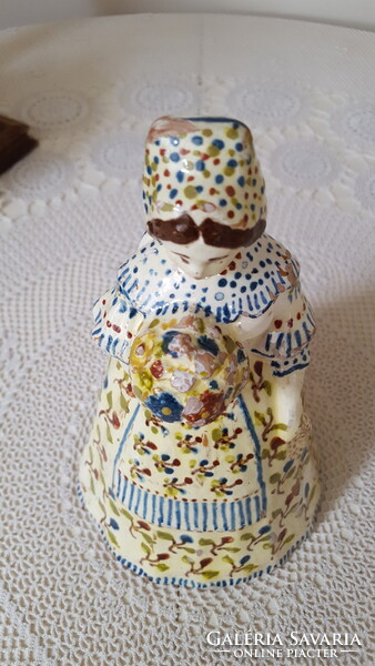 Régi,kerámia hölgy figura,csokorral