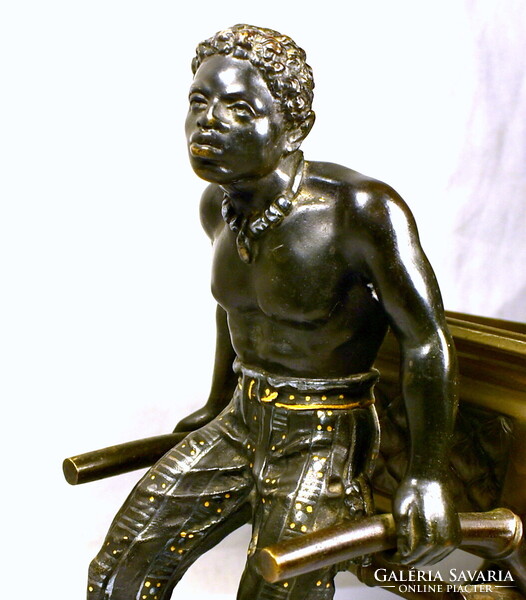 Alphonse Giroux ( 1776 –1848) után bécsi műhely : CIPEKEDŐ NUBIAIAK - ORIENTALISTA JARDINIERE