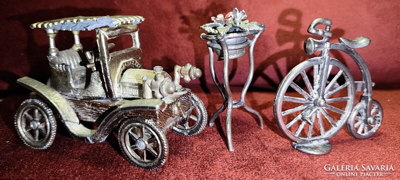 Vintage, unique, antique miniature display items - a special treasure for collectors!