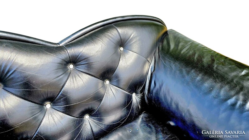 Exluzív Swarovski gombos luxus Olasz chesterfield jellegű bőr ülőgarnitúra B237