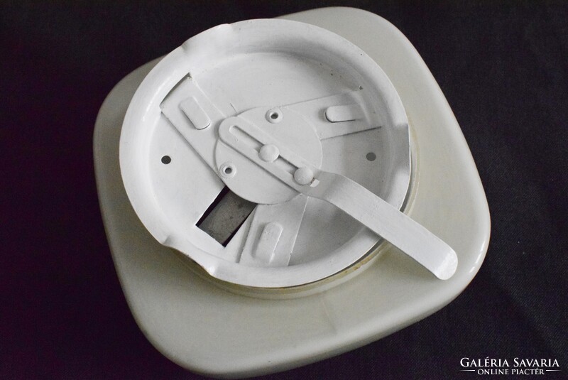 Fali , mennyezeti lámpa , art-deco üveg búra , fém lámpatest , 20 x 20 x 9 cm