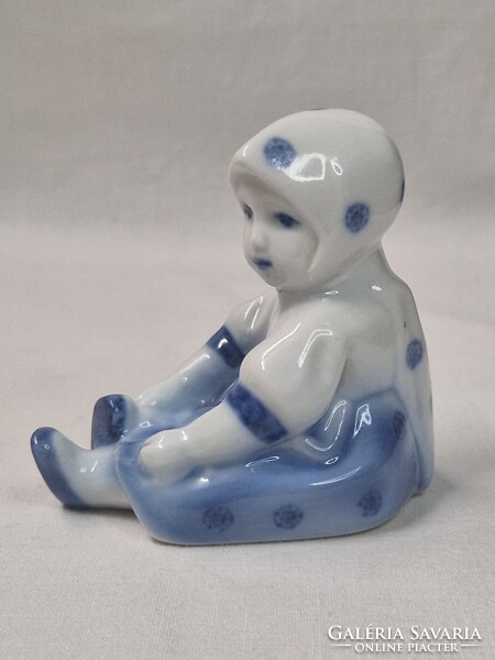 Sinkó András tervezte Zsolnay kék színű Annuska porcelán figura hibátlan állapotban 7 cm. magas