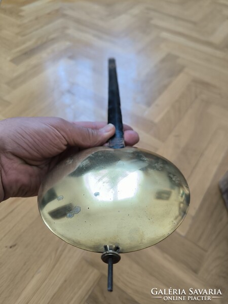 Antik kisebb méretű 2 súlyos falióra szerkezet inga,lencse szàmazonos.Remember Hoser féle szerkezet