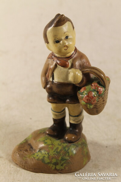 Terrakotta hummel figura 566