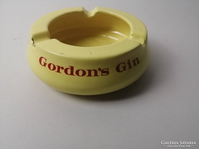 TRAFIKOS REKLÁMTÁRGY - GORDON'S GIN HAMUTARTÓ