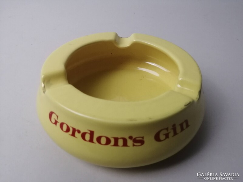 TRAFIKOS REKLÁMTÁRGY - GORDON'S GIN HAMUTARTÓ