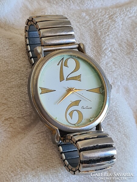 Osco Quartz Fémszíjas retro design karóra Inke László hagyatékából