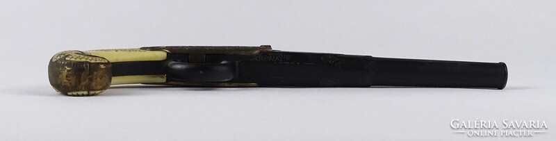 1W950 Fém vázas, csont markolatos kovás pisztoly replika aranyozott mintázatú csővel